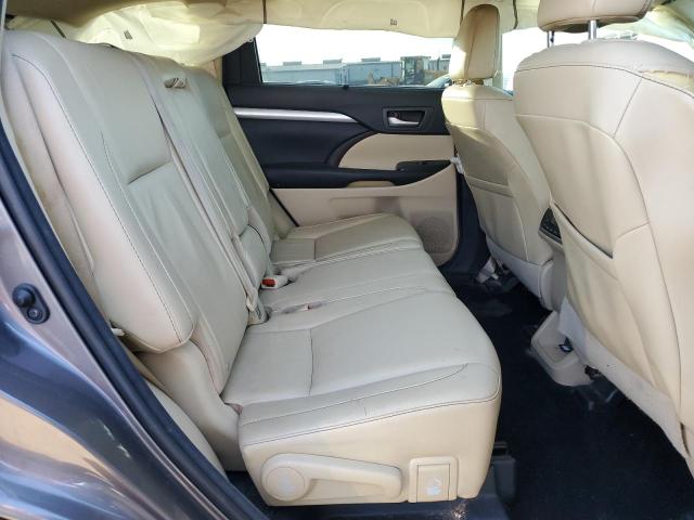 Photo 10 from auction – 2016 TOYOTA HIGHLANDER with VIN 5TDKKRFHXGS178672