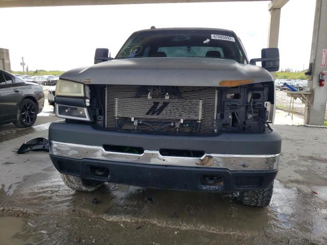 Photo 5 from auction – 2005 CHEVROLET SILVERADO with VIN 1GCHK23215F904904