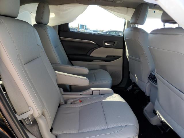 Photo 10 from auction – 2019 TOYOTA HIGHLANDER with VIN 5TDDZRFH6KS947133