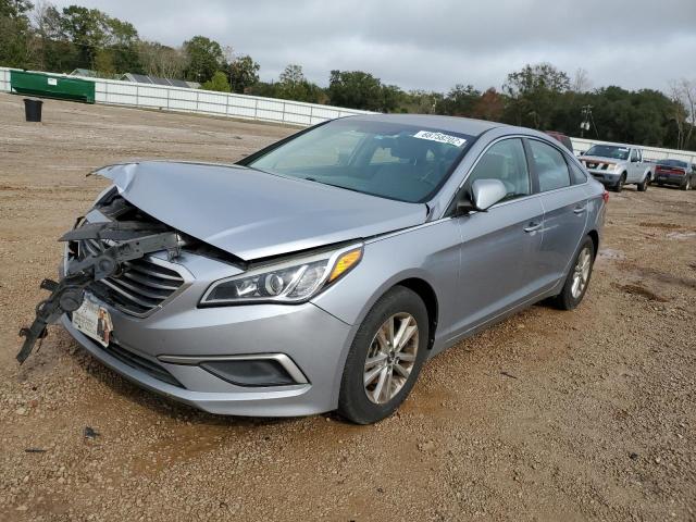 HYUNDAI SONATA SE 2017 with VIN 5NPE24AF2HH555606 - Photo from auction