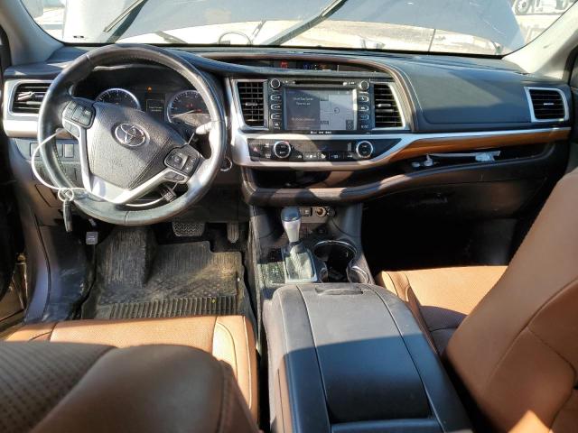 Photo 8 from auction – 2017 TOYOTA HIGHLANDER with VIN 5TDDZRFH0HS376943