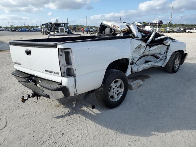 Photo 3 from auction – 2000 CHEVROLET SILVERADO with VIN 1GCEC14T7YE113109