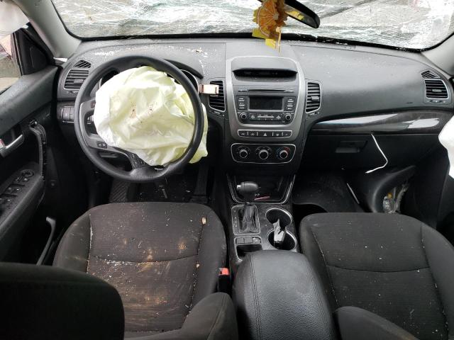 Photo 8 from auction – 2015 KIA SORENTO LX with VIN 5XYKTCA61FG557538