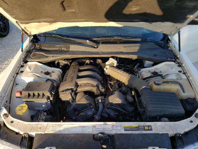 Photo 11 from auction – 2006 CHRYSLER 300 with VIN 2C3KA43R36H181336