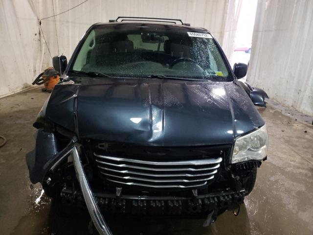 Photo 5 from auction – 2013 CHRYSLER TOWN & COU with VIN 2C4RC1BG9DR775147