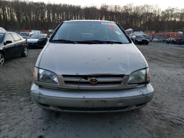 Photo 5 from auction – 2000 TOYOTA SIENNA LE with VIN 4T3ZF13C9YU265962