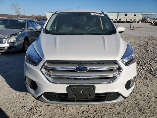 Photo 5 from auction – 2019 FORD ESCAPE SE with VIN 1FMCU0GD2KUC26039