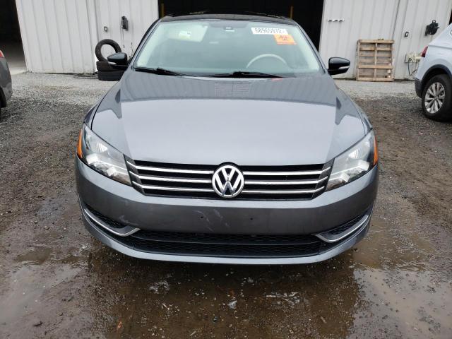 Photo 5 from auction – 2015 VOLKSWAGEN PASSAT S with VIN 1VWAT7A38FC091729