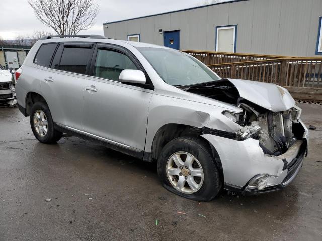 Photo 4 from auction – 2013 TOYOTA HIGHLANDER with VIN 5TDBK3EH0DS183292