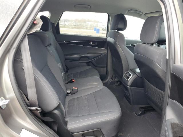 Photo 10 from auction – 2017 KIA SORENTO LX with VIN 5XYPGDA58HG220908
