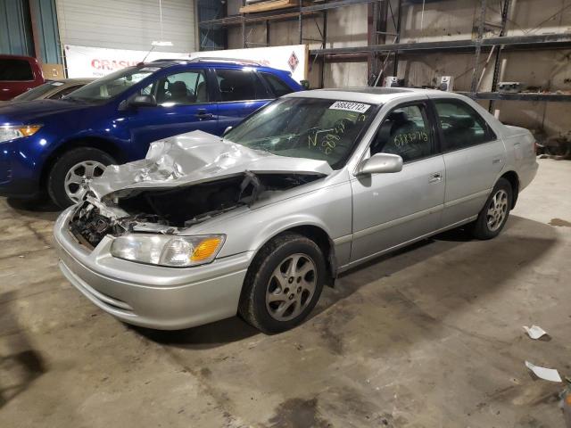 TOYOTA CAMRY LE 2001 with VIN 4T1BF28K61U970918 - Photo from auction
