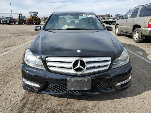 Photo 5 from auction – 2012 MERCEDES-BENZ 300-CLASS with VIN WDDGF8BB3CR208454
