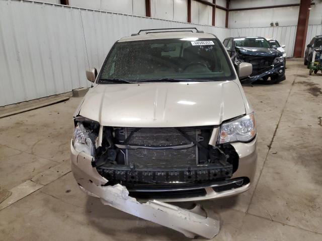 Photo 5 from auction – 2014 CHRYSLER TOWN & COU with VIN 2C4RC1BG0ER325923