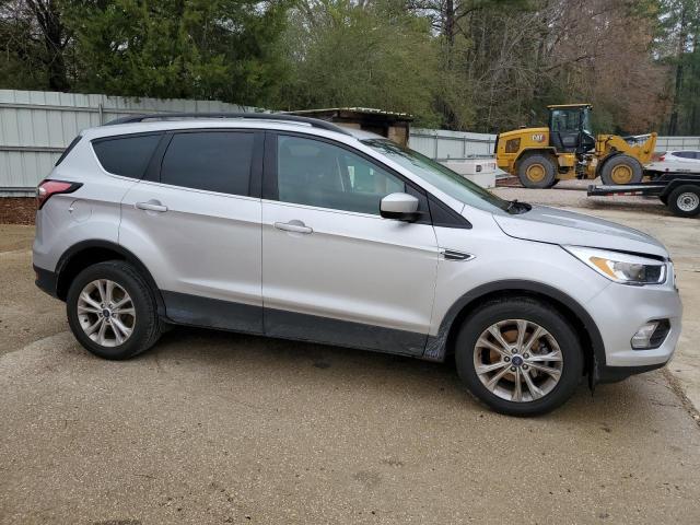 Photo 4 from auction – 2018 FORD ESCAPE SE with VIN 1FMCU0GD6JUD57134