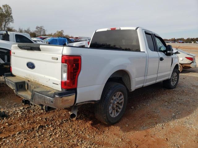 Photo 3 from auction – 2017 FORD F250 SUPER with VIN 1FT7X2A69HEB70414