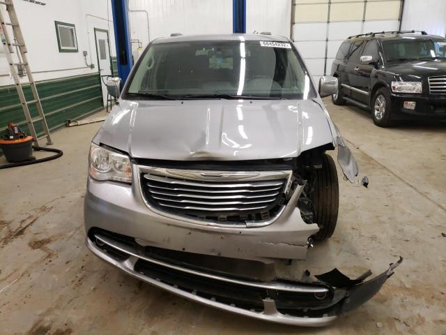 Photo 5 from auction – 2013 CHRYSLER TOWN & COU with VIN 2C4RC1CG3DR595290