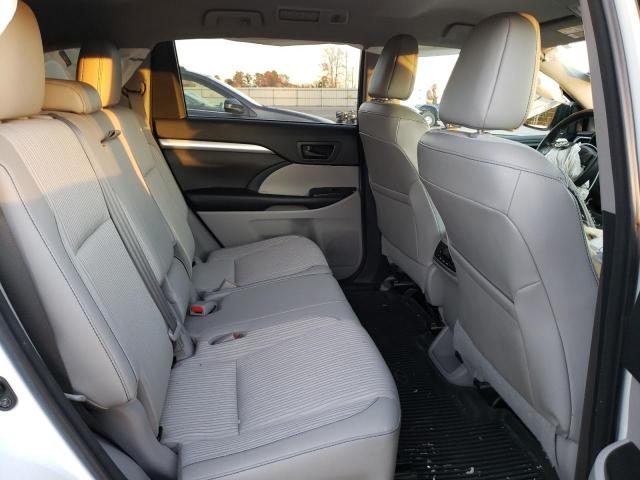 Photo 11 from auction – 2017 TOYOTA HIGHLANDER with VIN 5TDBZRFH3HS470841