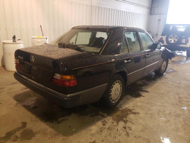 Photo 3 from auction – 1992 MERCEDES-BENZ 300 E with VIN WDBEA30E3NB734898