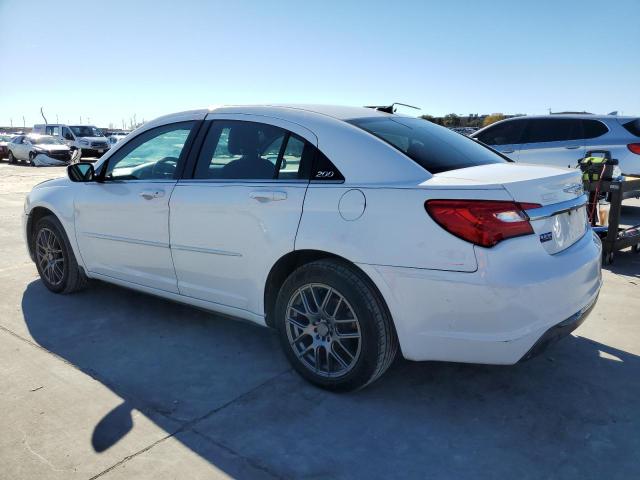 Photo 2 from auction – 2012 CHRYSLER 200 LX with VIN 1C3CCBAB0CN208553
