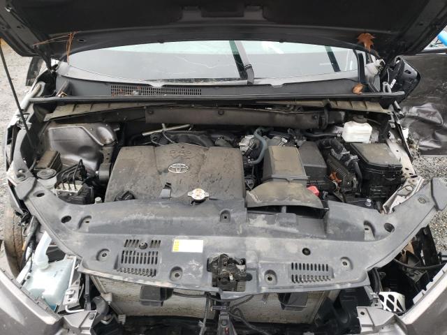Photo 11 from auction – 2019 TOYOTA HIGHLANDER with VIN 5TDJZRFH1KS714795