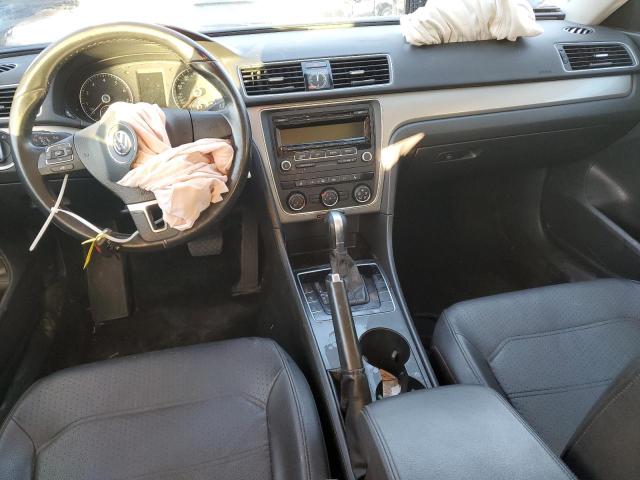 Photo 8 from auction – 2015 VOLKSWAGEN PASSAT S with VIN 1VWAT7A34FC040552