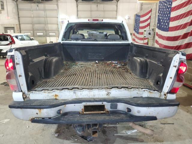 Photo 6 from auction – 2004 CHEVROLET SILVERADO with VIN 1GCEK19V84E373722