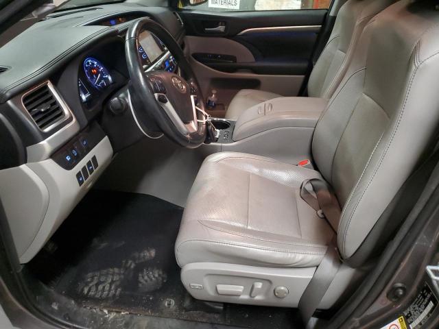Photo 7 from auction – 2017 TOYOTA HIGHLANDER with VIN 5TDDZRFH8HS405542