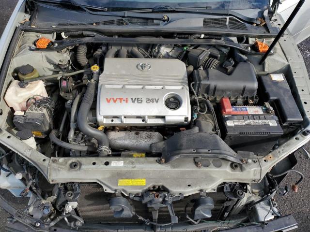 Photo 11 from auction – 2005 TOYOTA CAMRY LE with VIN 4T1BF30K15U109315