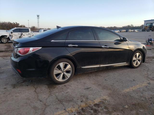 Photo 3 from auction – 2012 HYUNDAI SONATA HYB with VIN KMHEC4A44CA035706