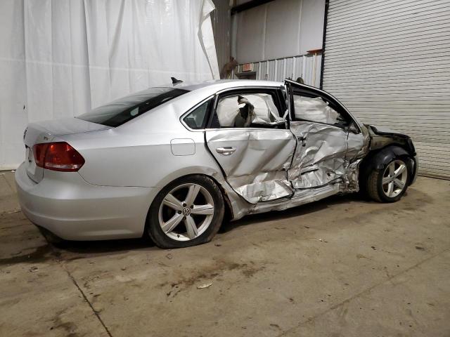 Photo 3 from auction – 2015 VOLKSWAGEN PASSAT S with VIN 1VWAT7A36FC114683