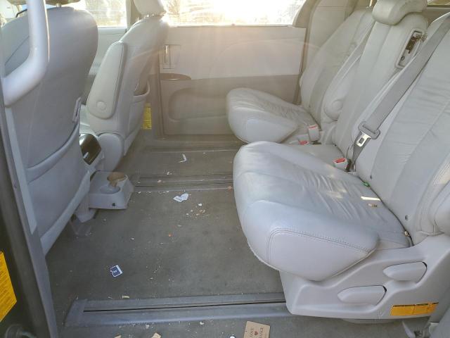 Photo 11 from auction – 2012 TOYOTA SIENNA XLE with VIN 5TDYK3DC4CS213800