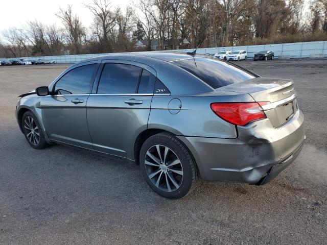 Photo 2 from auction – 2013 CHRYSLER 200 TOURIN with VIN 1C3CCBBB6DN570905