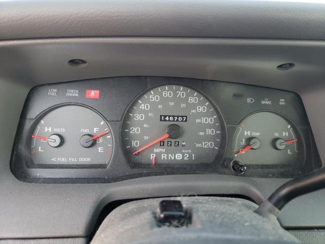 Photo 9 from auction – 2000 MERCURY GRAND MARQ with VIN 2MEFM74W2YX709918