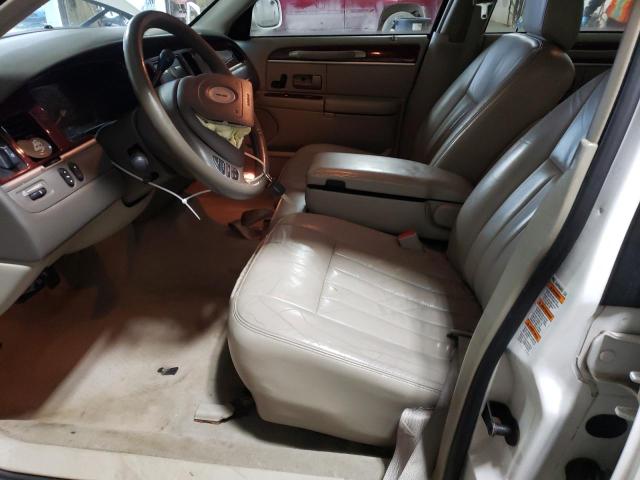 Photo 7 from auction – 2003 LINCOLN TOWN CAR E with VIN 1LNHM81W93Y624728