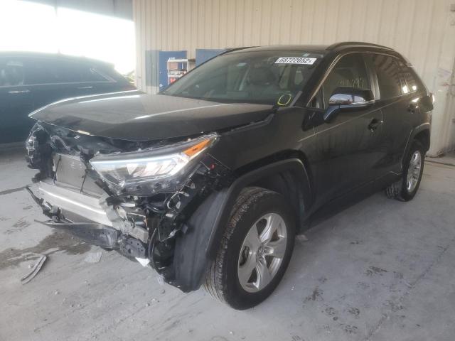 TOYOTA RAV4 XLE 2021 with VIN 2T3W1RFV7MC106771 - Photo from auction