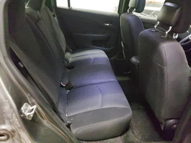 Photo 10 from auction – 2012 CHRYSLER 200 TOURIN with VIN 1C3CCBBG3CN329250