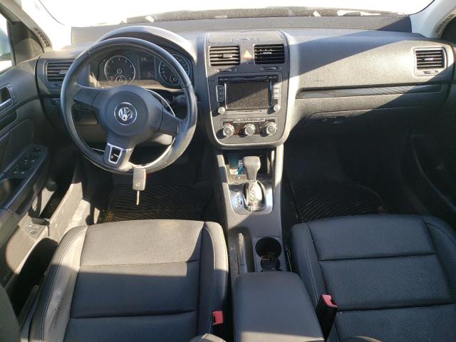 Photo 8 from auction – 2010 VOLKSWAGEN JETTA WOLF with VIN 3VWRA7AJ2AM094141