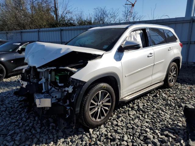 TOYOTA HIGHLANDER 2018 with VIN 5TDJZRFH1JS913022 - Photo from auction