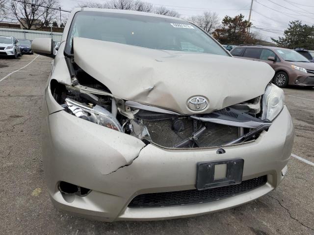 Photo 12 from auction – 2015 TOYOTA SIENNA XLE with VIN 5TDDK3DC3FS122522