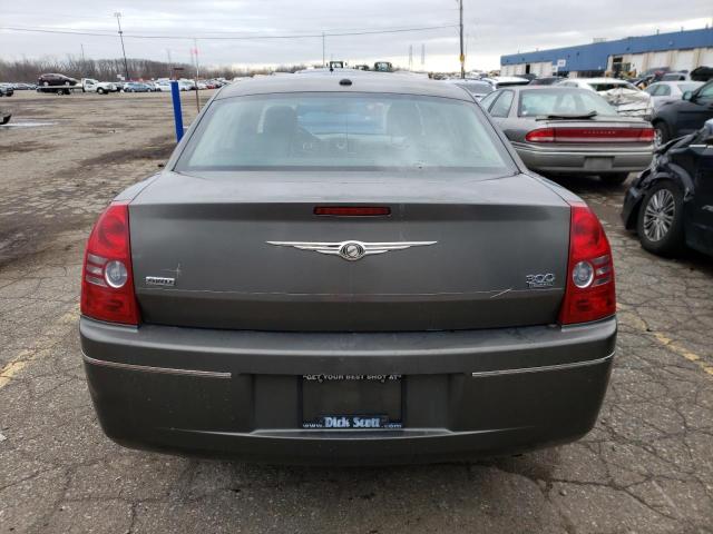 Photo 6 from auction – 2010 CHRYSLER 300 TOURIN with VIN 2C3CK5CV4AH211537