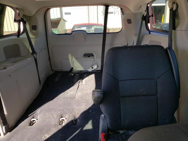 Photo 10 from auction – 2010 DODGE GRAND CARA with VIN 2D4RN5DX2AR483935