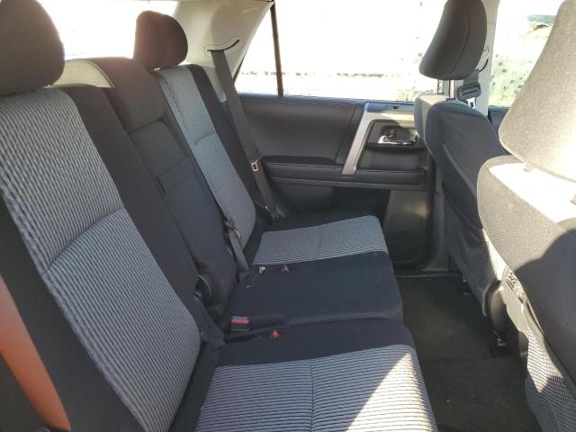 Photo 10 from auction – 2022 TOYOTA 4RUNNER SR with VIN JTEMU5JR4N6084940