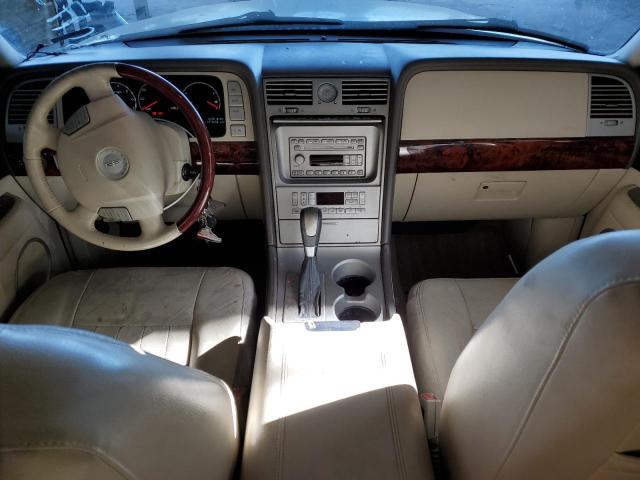 Photo 8 from auction – 2004 LINCOLN NAVIGATOR with VIN 5LMFU27R04LJ28170