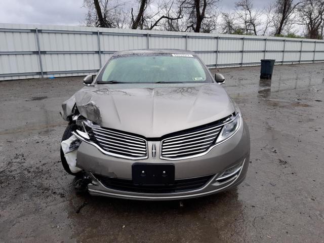 Photo 5 from auction – 2016 LINCOLN MKZ with VIN 3LN6L2J93GR611687