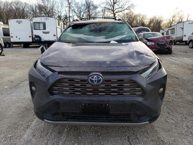 Photo 5 from auction – 2020 TOYOTA RAV4 XSE with VIN 2T3EWRFV8LW094995