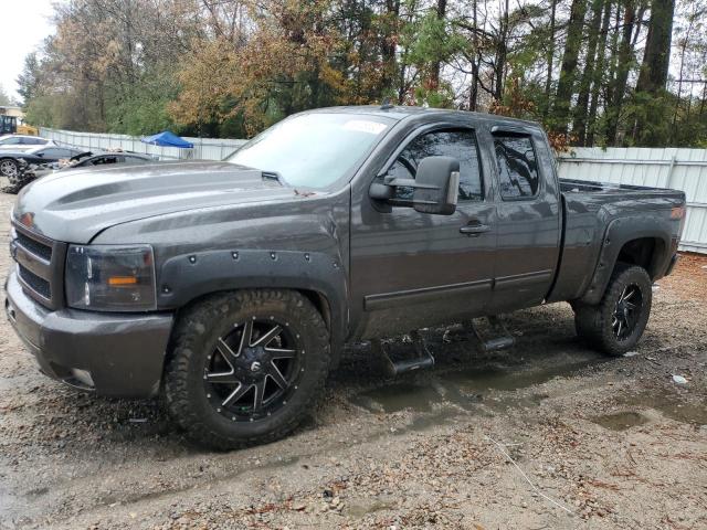 CHEVROLET SILVERADO 2010 with VIN 1GCSKSE35AZ195446 - Photo from auction