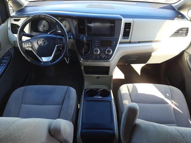 Photo 8 from auction – 2017 TOYOTA SIENNA LE with VIN 5TDKZ3DC1HS817863