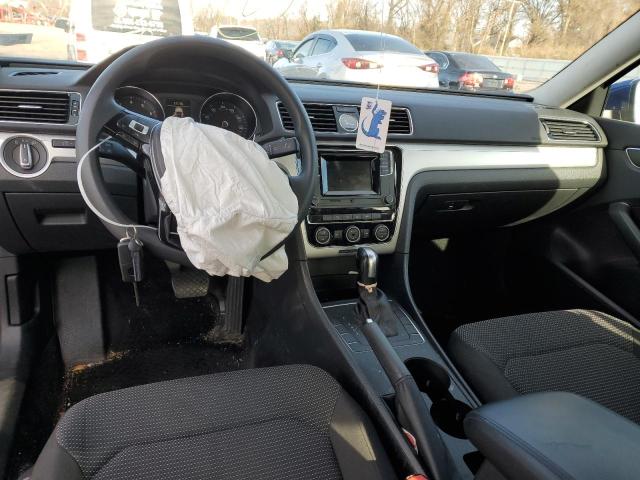 Photo 8 from auction – 2017 VOLKSWAGEN PASSAT S with VIN 1VWAT7A34HC013760