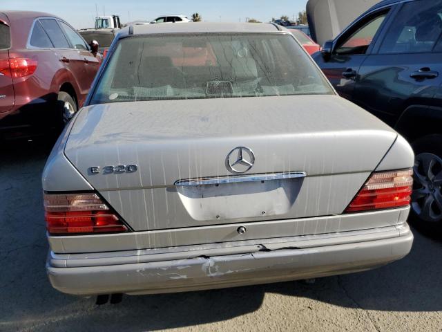 Photo 6 from auction – 1995 MERCEDES-BENZ E 320 BASE with VIN WDBEA32E2SC221807