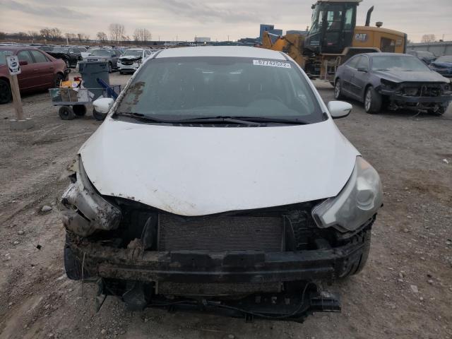 Photo 5 from auction – 2015 KIA FORTE LX with VIN KNAFX4A65F5382521